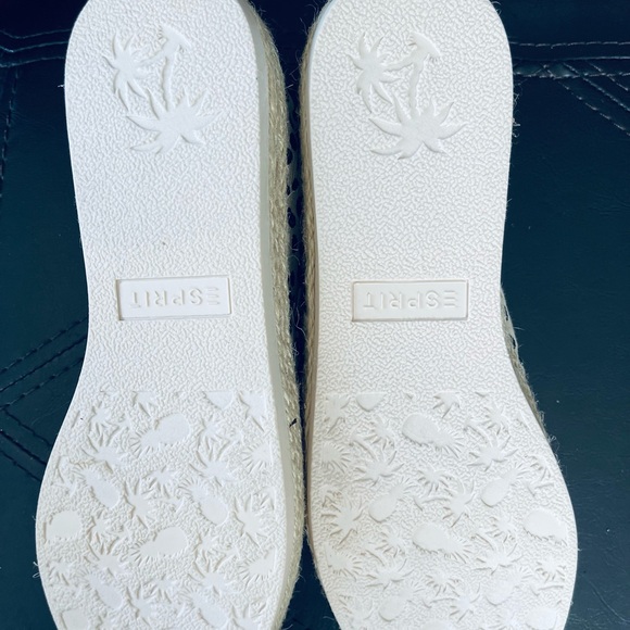 Leopard Print Shoes - Picture 2 of 3